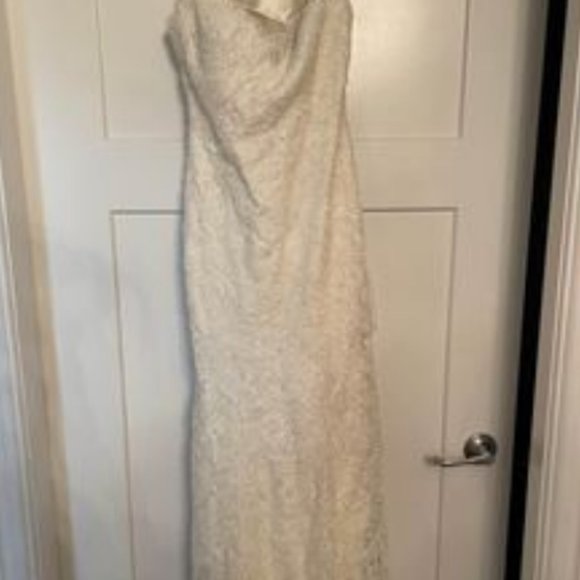 Trumpet Bridal Gown - Picture 6 of 6